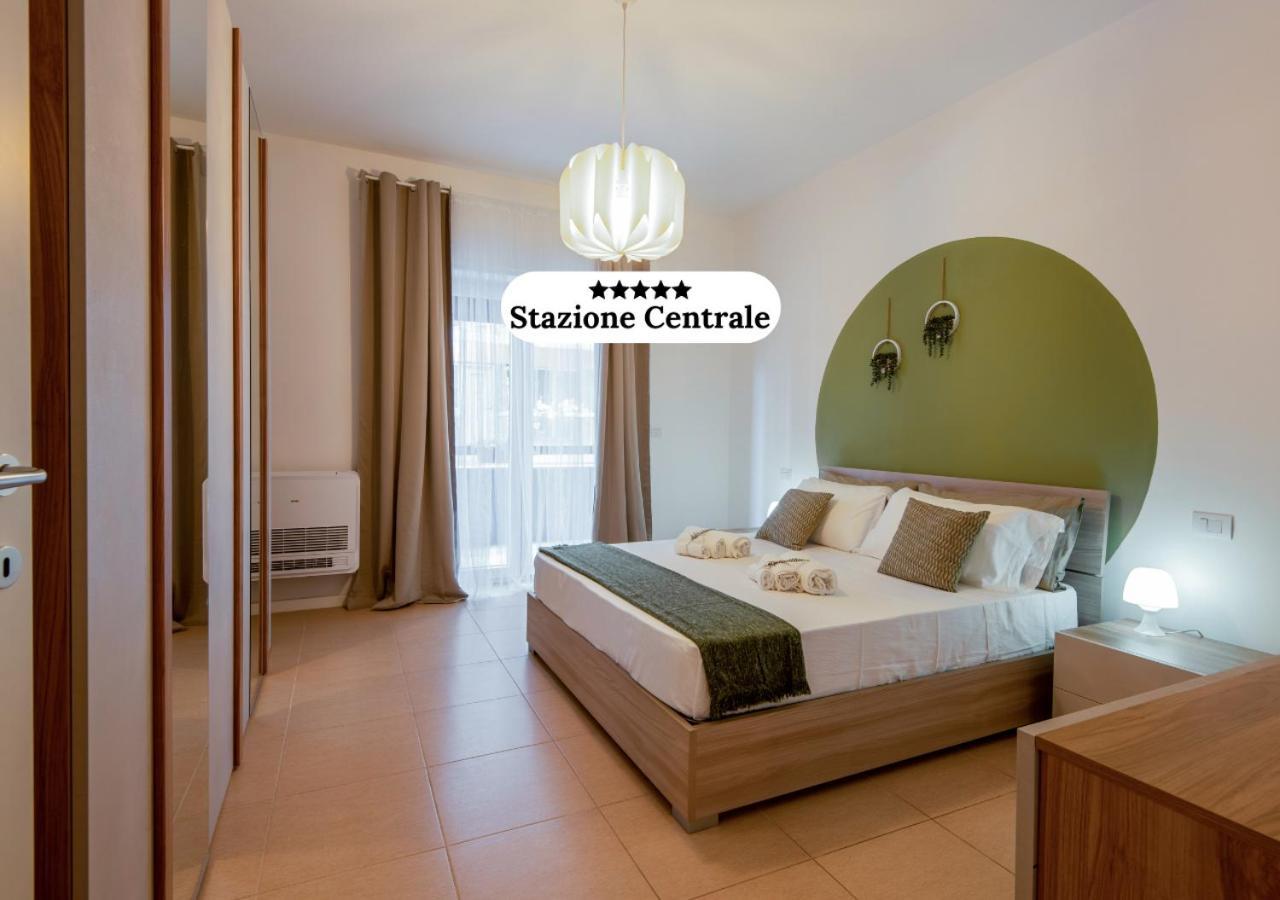 Puglia5Stars Stazione Centrale Urban Green バーリ エクステリア 写真